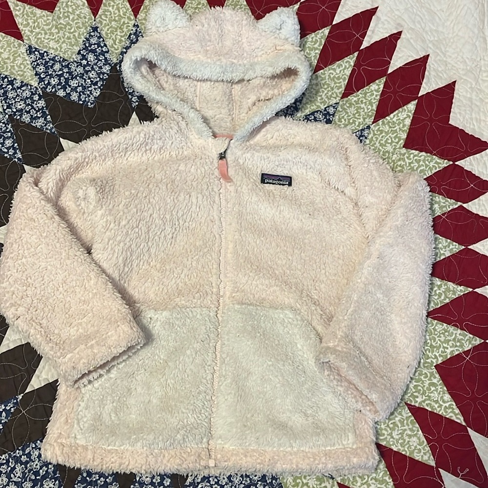 Patagonia cat fleece jacket